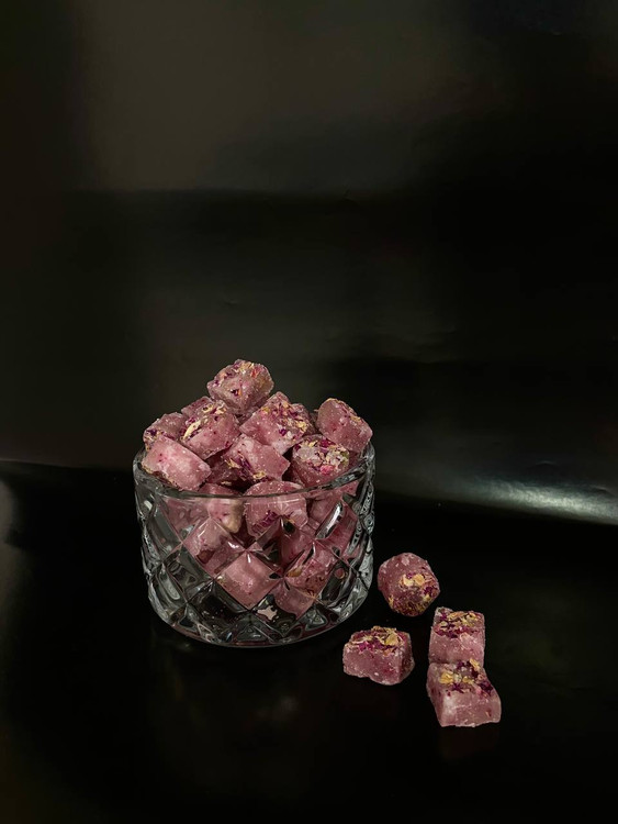 حبه قند گل سرخی